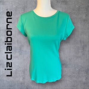 Liz Claiborne Green Fitted Tee, NEW